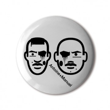 Gift Box: 4 button badges (Hairy Tear)