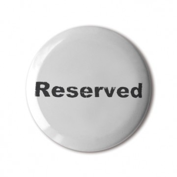 Gift Box: 4 button badges (Reserved)